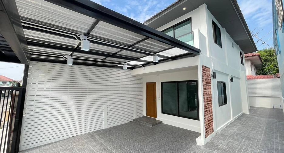 For sale 2 bedrooms townhouse in Nong Khaem, Bangkok