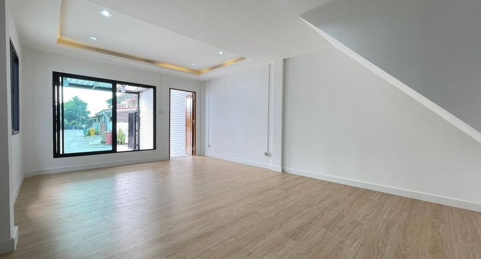 For sale 2 bedrooms townhouse in Nong Khaem, Bangkok