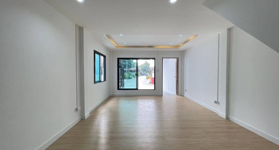 For sale 2 bedrooms townhouse in Nong Khaem, Bangkok