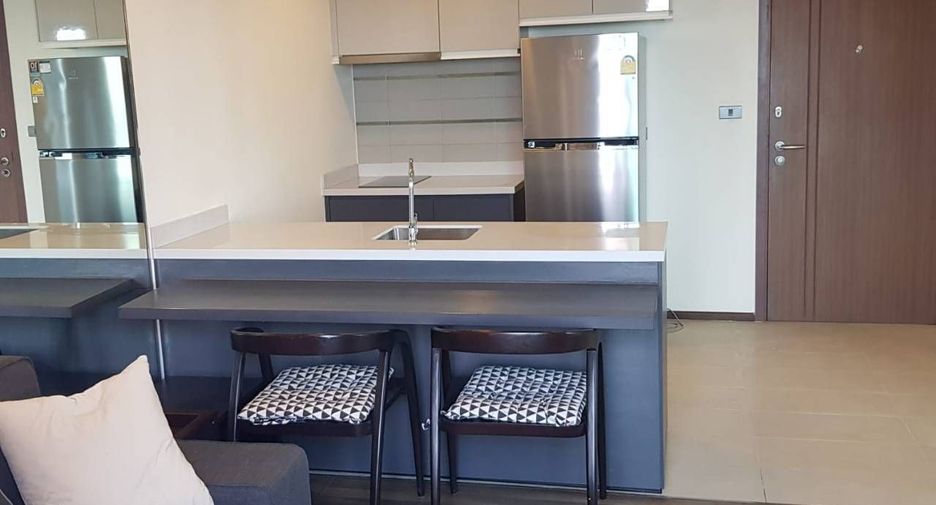 For rent 1 bed condo in Khlong Toei, Bangkok