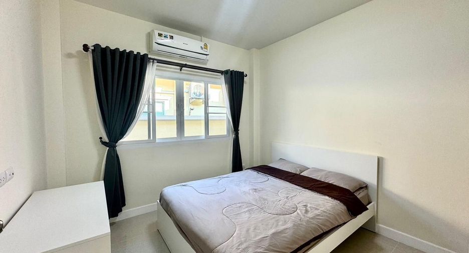 Haus zur Miete mit 3 Zimmer in Mueang Phuket, Phuket