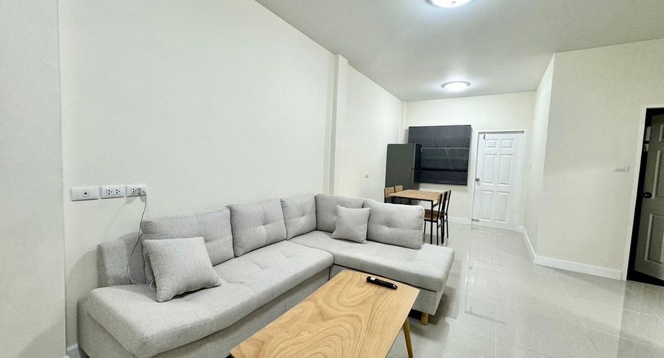 Haus zur Miete mit 3 Zimmer in Mueang Phuket, Phuket