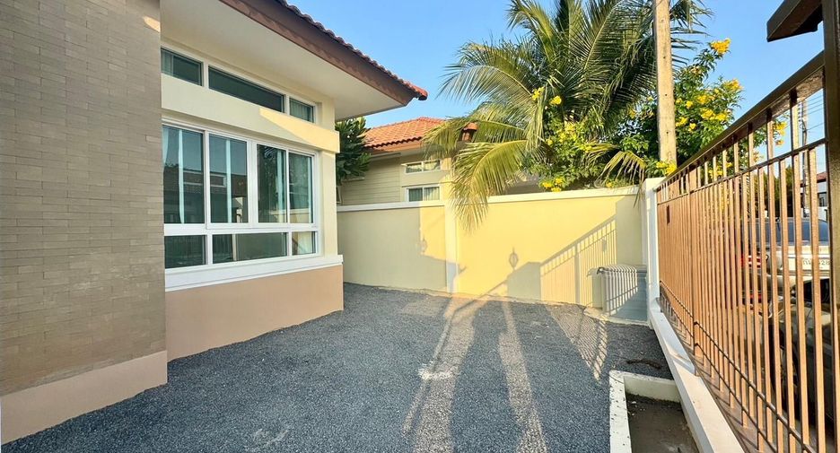 Haus zur Miete mit 3 Zimmer in Mueang Phuket, Phuket