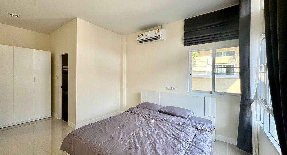 Haus zur Miete mit 3 Zimmer in Mueang Phuket, Phuket
