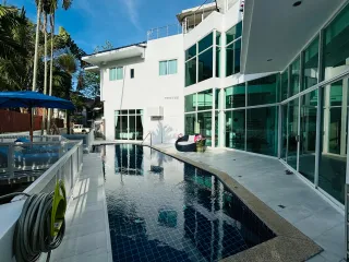 Villa en venta de 5 habitaciones en Mueang Phuket, Phuket
