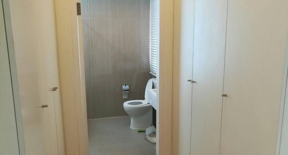 Продажа 2 спальни кондо в Щаттхана, Бангкок