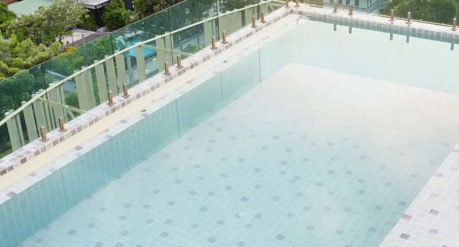 For rent そして for sale 2 ベッドルーム condo in Watthana, Bangkok