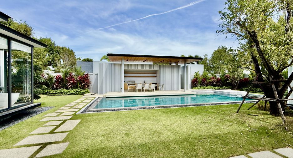 For sale and for rent 4 bedrooms villa in Thalang, Phuket