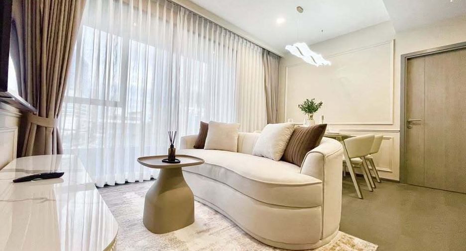 For rent 2 bedrooms condo in Khlong Toei, Bangkok