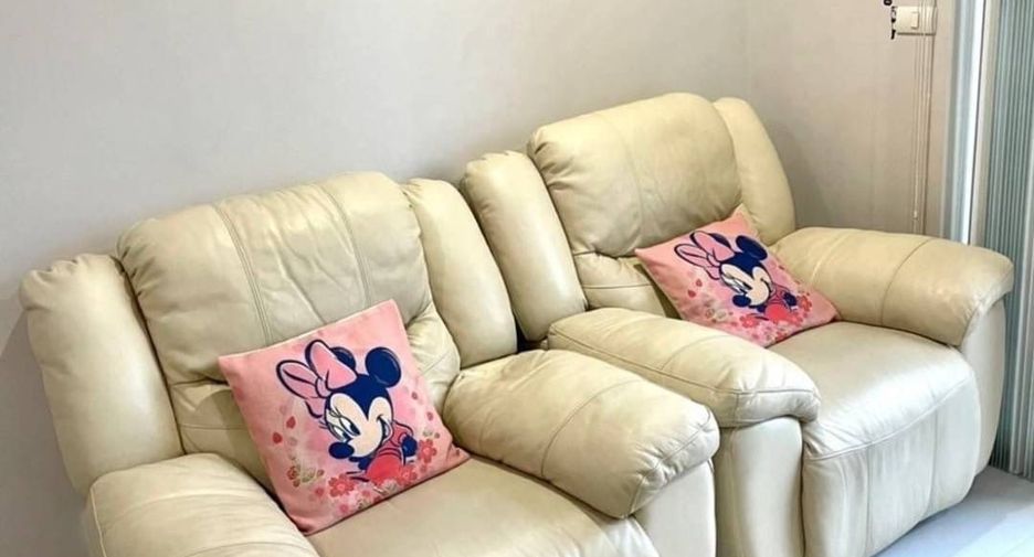 For rent 2 bedrooms condo in Khlong San, Bangkok
