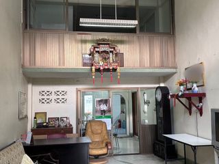 For sale 6 ベッドルーム townhouse in Khlong San, Bangkok