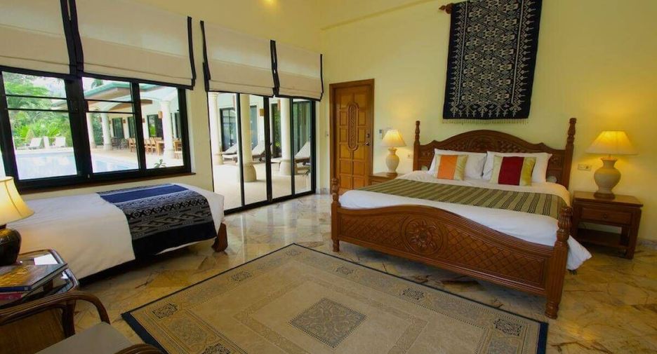 For sale 6 bedrooms villa in Mueang Phuket, Phuket