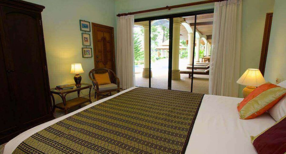 For sale 6 bedrooms villa in Mueang Phuket, Phuket