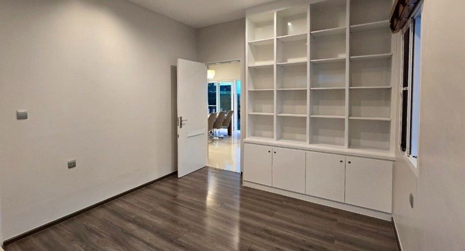 For rent 4 bedrooms house in Bang Phli, Samut Prakan