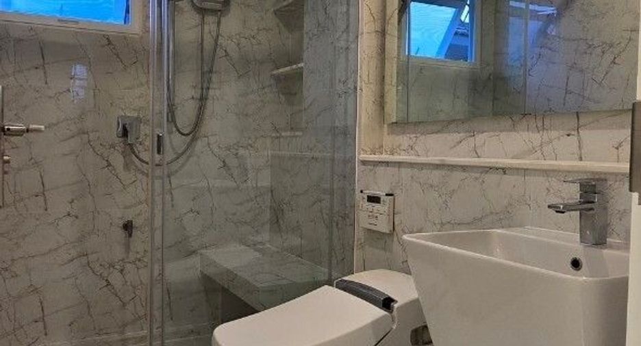 For rent 4 bedrooms house in Bang Phli, Samut Prakan