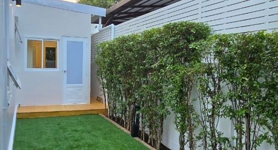 For rent 4 bedrooms house in Bang Phli, Samut Prakan