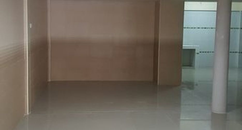出租 3 卧室 独立屋 在 Chatuchak, 曼谷