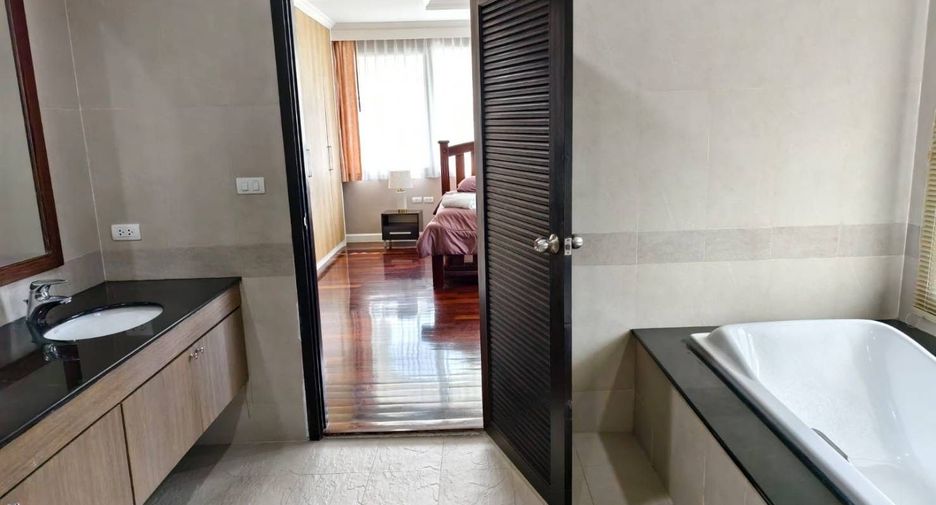 For sale and for rent 2 bedrooms condo in Kathu, Phuket