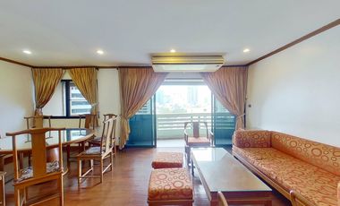 Condo en venta de 4 habitaciones en Watthana, Bangkok
