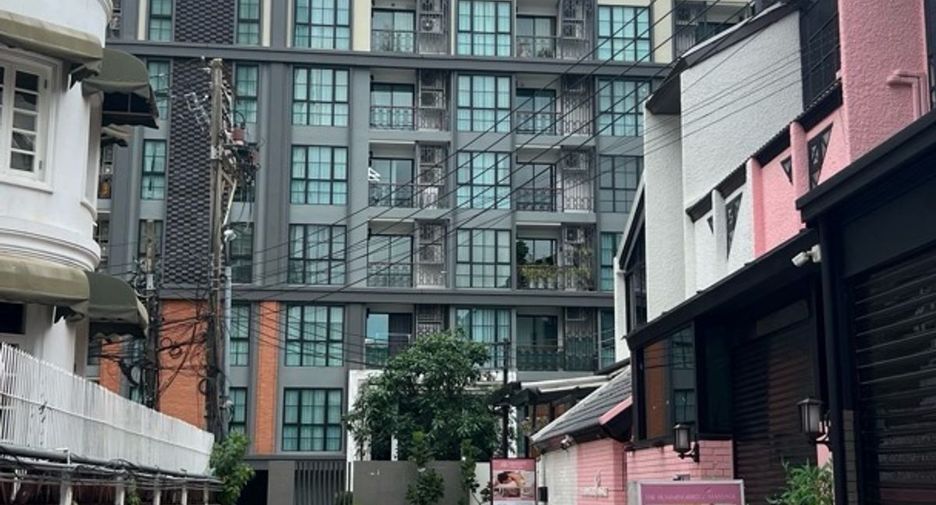À vendre 4 chambres maison de ville à Pathum Wan, Bangkok