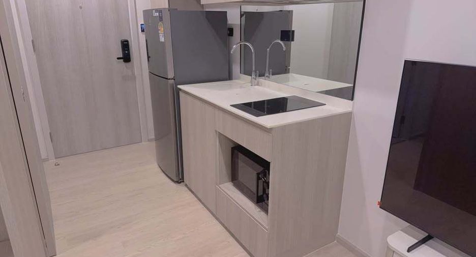 For rent studio condo in Khlong San, Bangkok