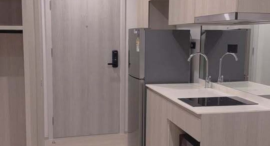 For rent studio condo in Khlong San, Bangkok