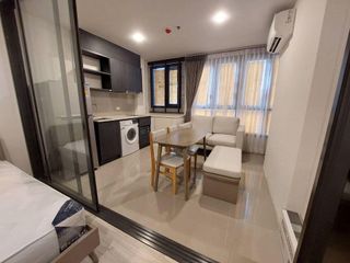 Wohnung zur Miete mit 1 Zimmer in Huai Khwang, Bangkok