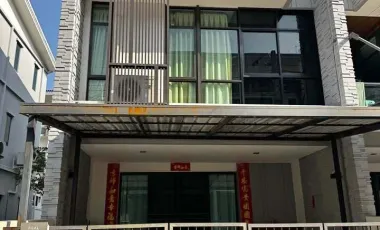 Reihenhaus zur Miete mit 3 Zimmer in Bang Phli, Samut Prakan
