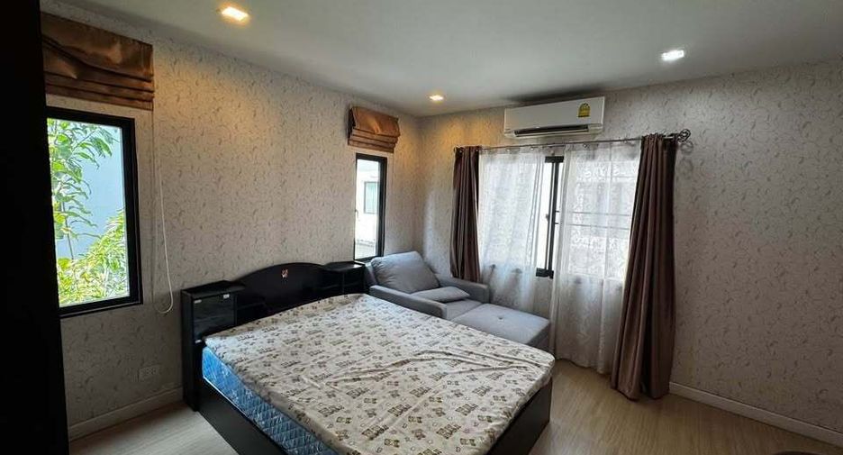 À louer 3 chambres maison de ville à Bang Phli, Samut Prakan