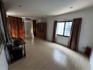 Аренда 3 спальни таунхаус в Bang Phli, Самутпракан