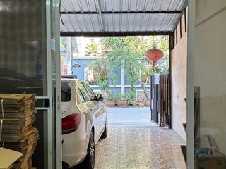 Продажа 2 спальни торговое помещение в Phra Pradaeng, Самутпракан