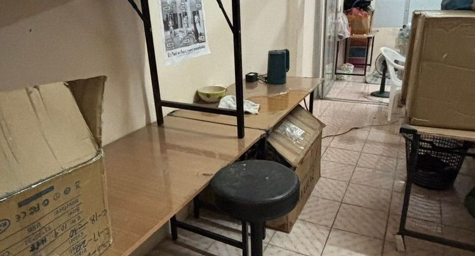 For sale 2 bedrooms retail Space in Phra Pradaeng, Samut Prakan