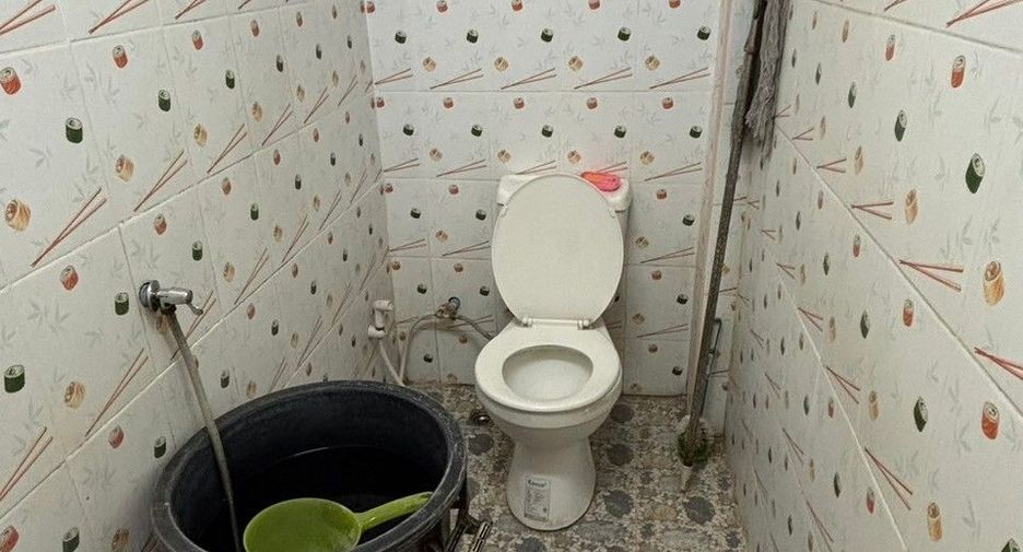 For sale 2 bedrooms retail Space in Phra Pradaeng, Samut Prakan