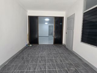 For sale and for rent 3 bedrooms townhouse in Huai Khwang, Bangkok
