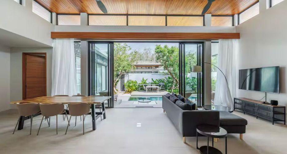For sale 3 bedrooms villa in Thalang, Phuket