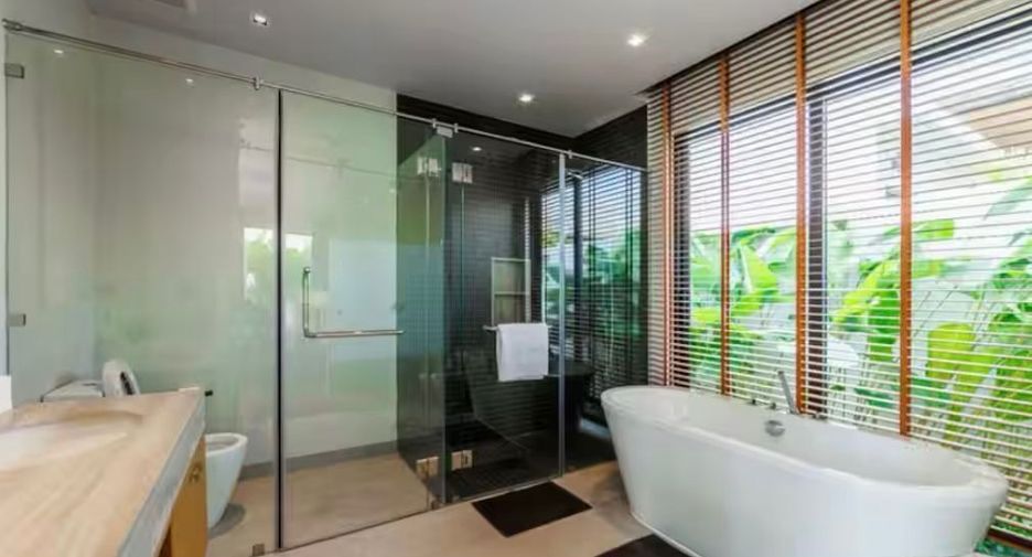 For sale 3 bedrooms villa in Thalang, Phuket