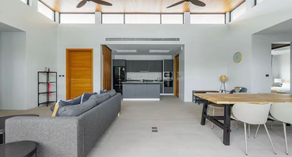 For sale 3 bedrooms villa in Thalang, Phuket