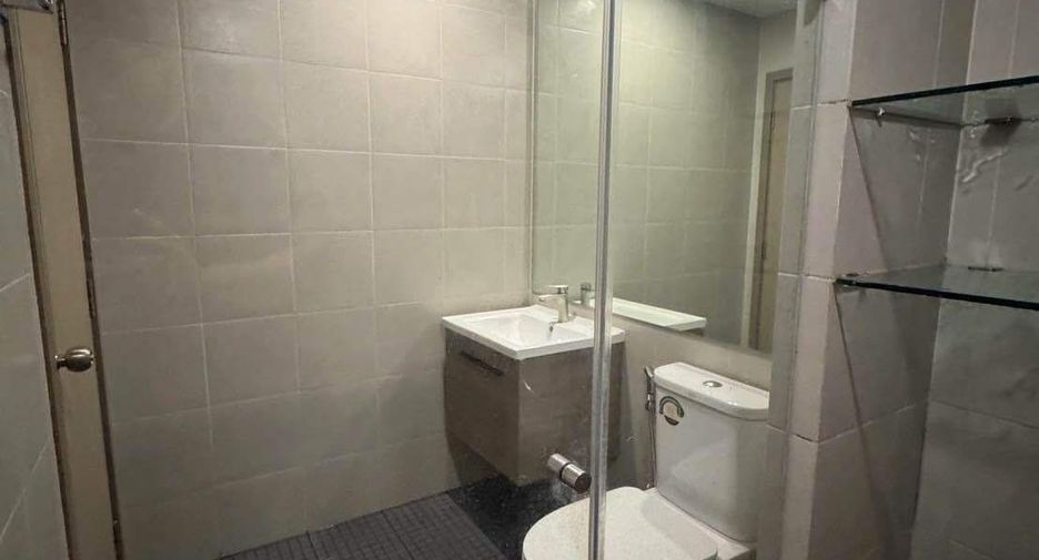 Condo en alquiler de 1 habitaciones en Bang Na, Bangkok