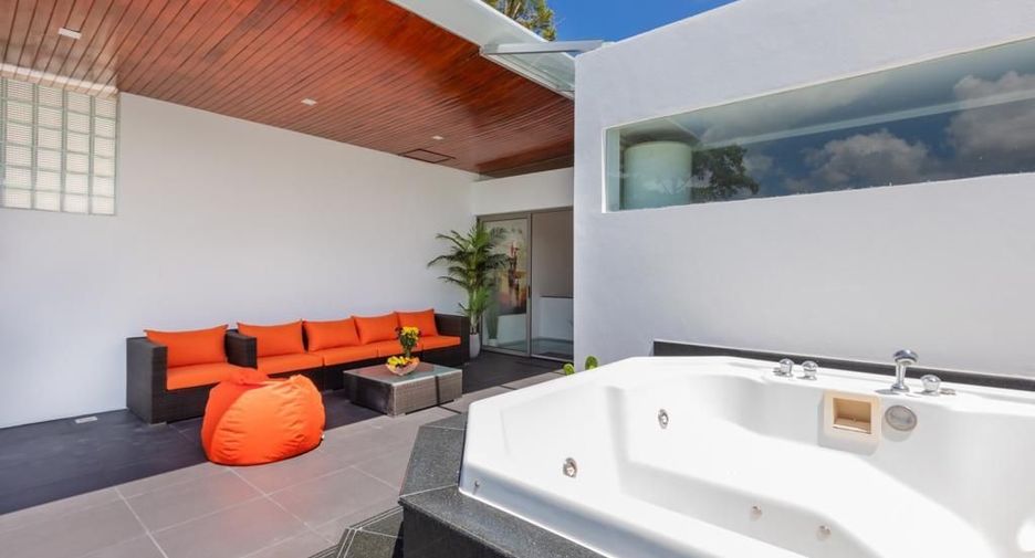 For sale 3 bedrooms villa in Kathu, Phuket