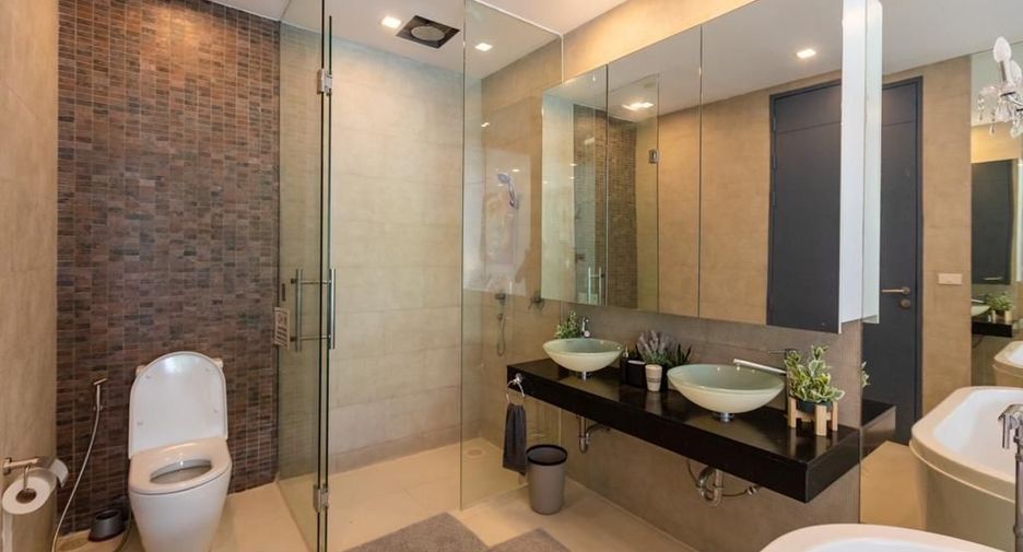 For sale 3 bedrooms villa in Kathu, Phuket