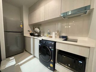 Condo en alquiler de 2 habitaciones en Pathum Wan, Bangkok
