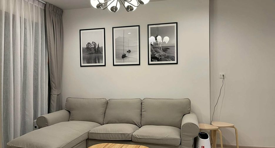 For rent 2 bedrooms condo in Pathum Wan, Bangkok
