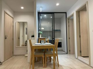 Condo en alquiler de 2 habitaciones en Pathum Wan, Bangkok
