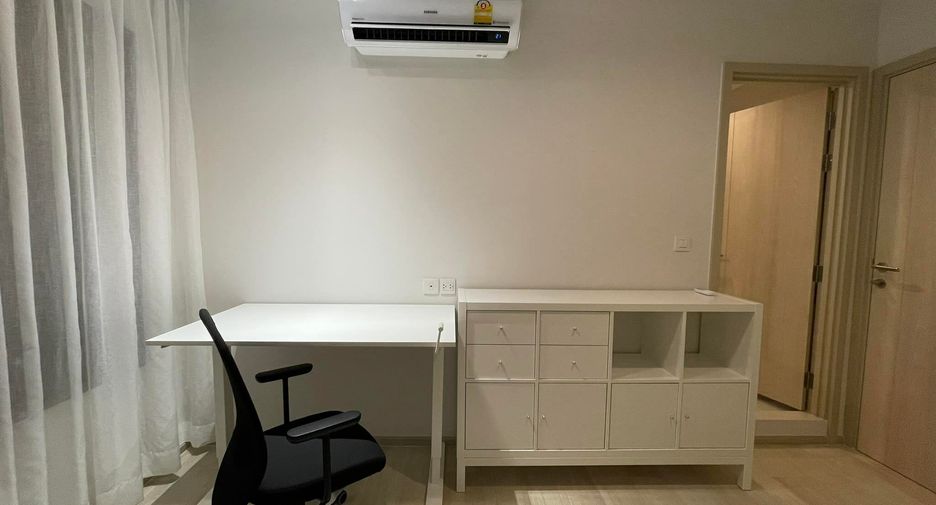 For rent 2 bedrooms condo in Pathum Wan, Bangkok