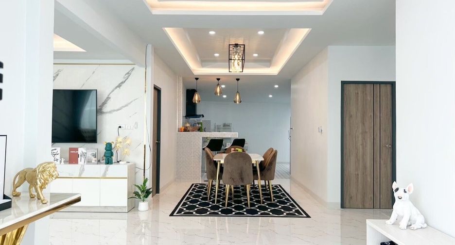 For sale 3 bedrooms house in Mueang Phuket, Phuket