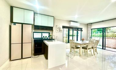 ให้เช่า 4 ห้องนอน บ้านเดี่ยว ใน บางกะปิ, กรุงเทพฯ