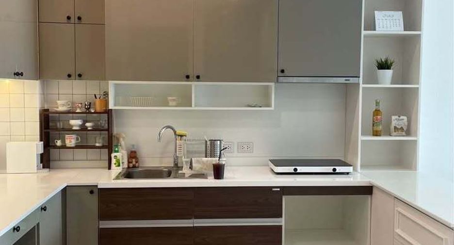 For rent 1 bed condo in Bang Rak, Bangkok