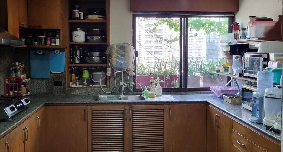 出售 4 卧室 公寓 在 Khlong Toei, 曼谷