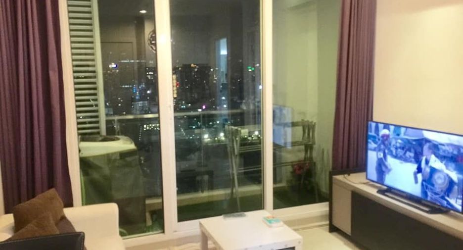 Condo en alquiler de 1 habitaciones en Huai Khwang, Bangkok