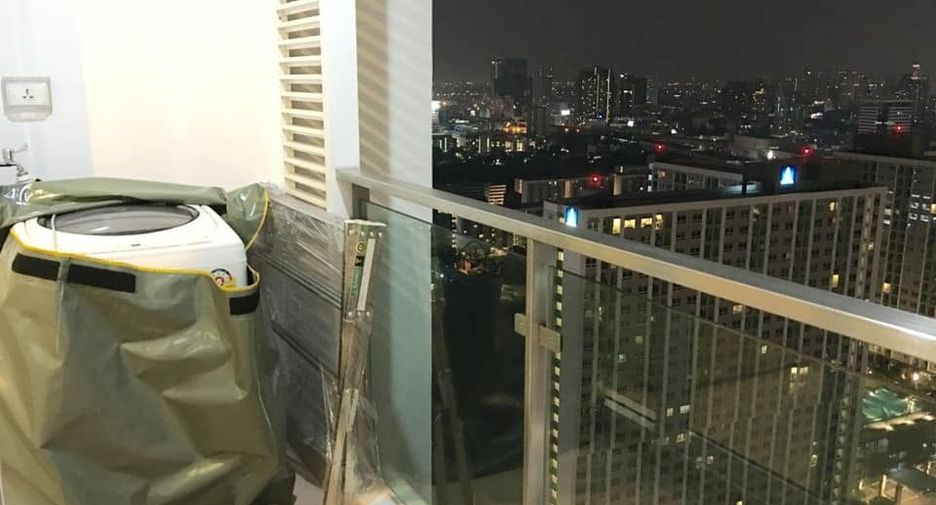 Condo en alquiler de 1 habitaciones en Huai Khwang, Bangkok